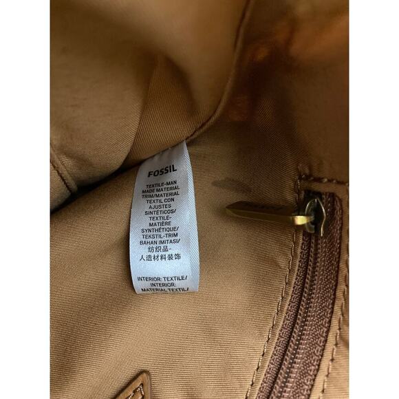 FOSSIL SMALL NAVY AND OATMEAL STRIPED CANVAS CROSSBODY BAG - Picture 13 of 15